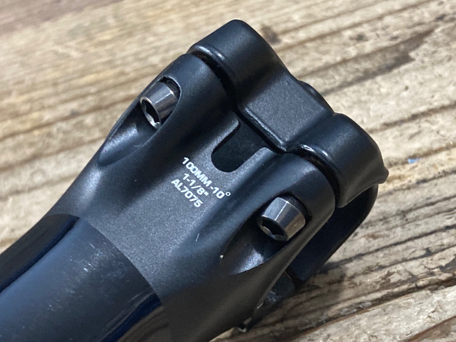 KG686 シマノプロ PRO VIBE アルミ ステム 100mm 10° – BICI AMORE