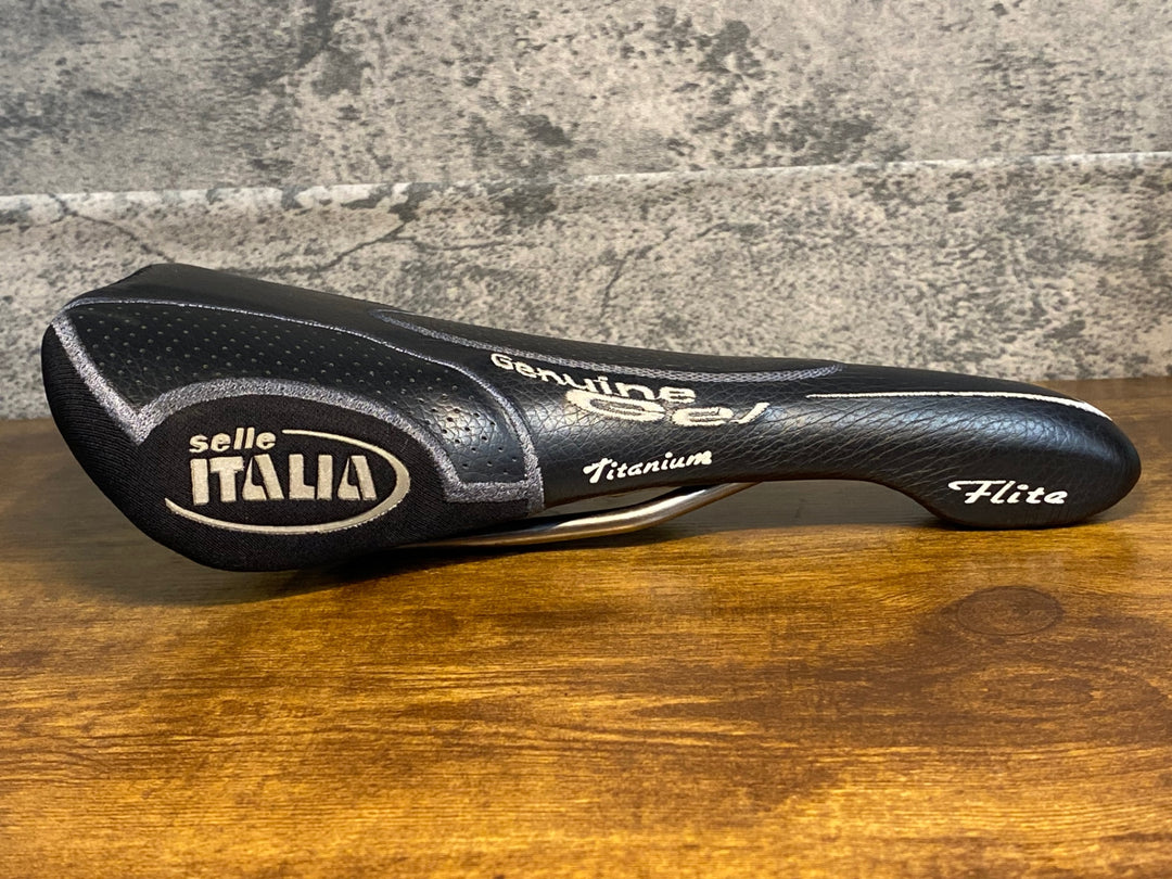 KQ293 セライタリア Selle Italia フライト チタニウム FLITE Genuine Gel Titanium サドル チタンレール 黒
