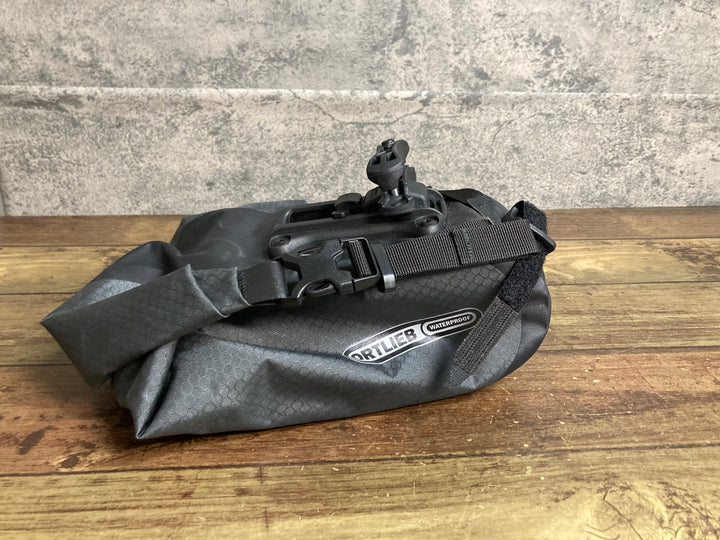 JX817 オルトリーブ ORTLIEB サドルバッグ２ 4.1L