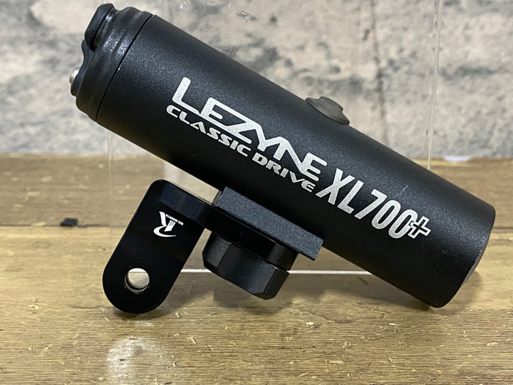 JX901 レザイン LEZYNE CLASSIC DRIVE 700 XL フロントライト 黒 点灯確認済