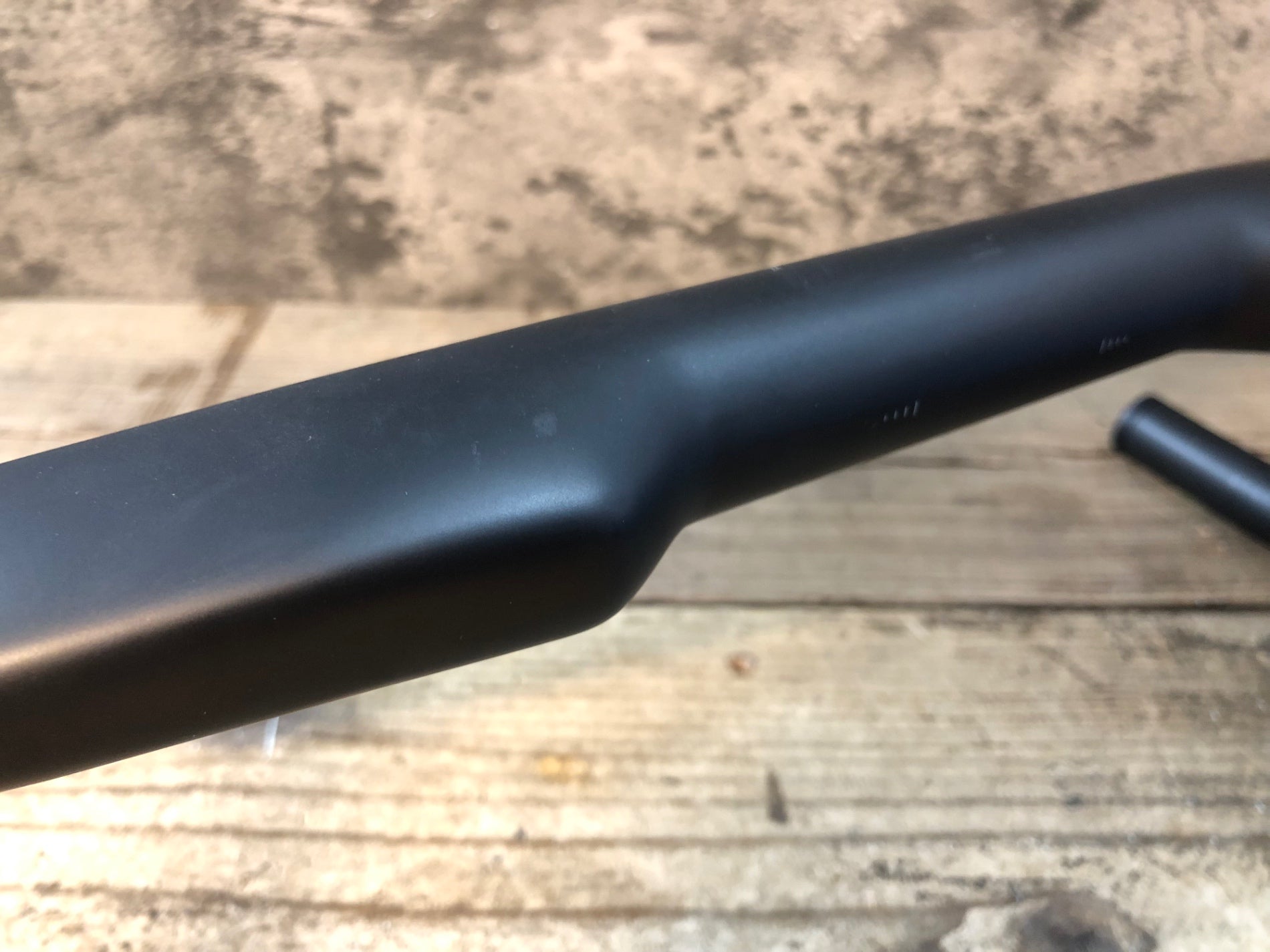JT870 ボントレガー BONTRAGER AERO PRO カーボンドロップハンドル Φ31