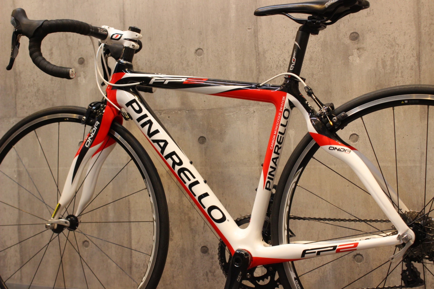 ピナレロ PINARELLO FP2 2011 44SLサイズ シマノ 105 5700 10S