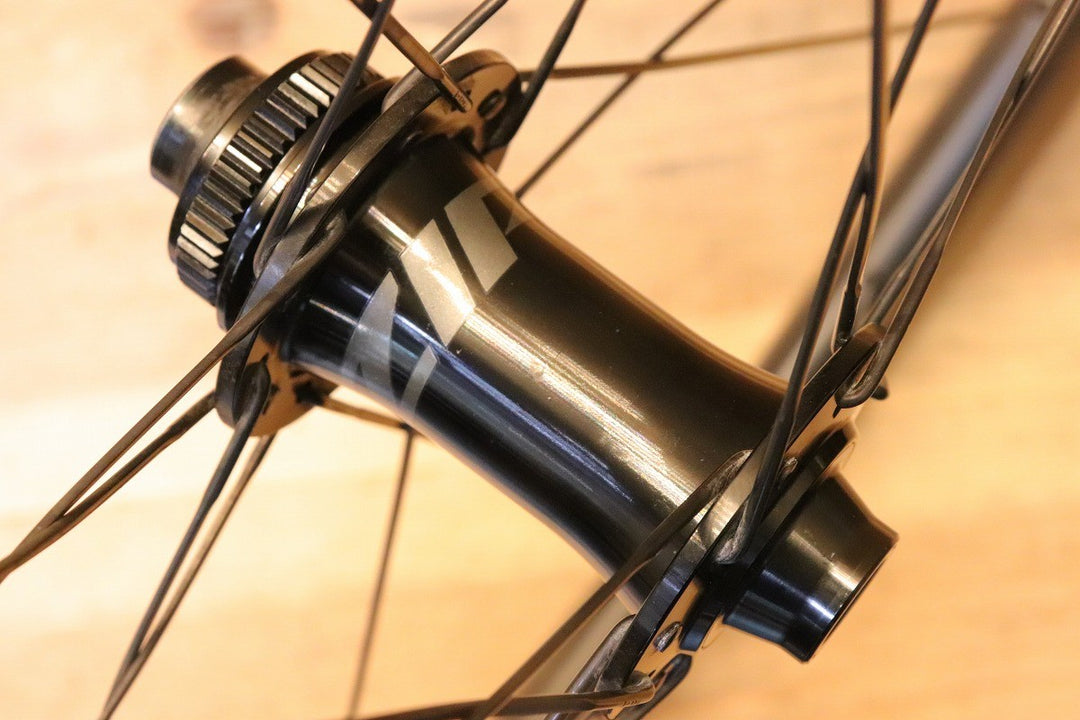 ジップ ZIPP 303 S カーボン チューブレスレディ ホイールセット シマノ 11S/12S フックレス 【芦屋店】