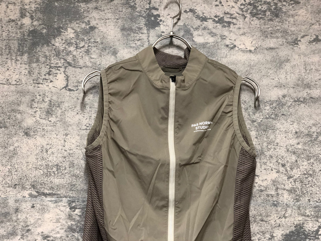 KK158 パスノーマルスタジオ PAS NORMAL STUDIOS MECHANISM STOW AWAY GILET ジレ サイクルベスト M