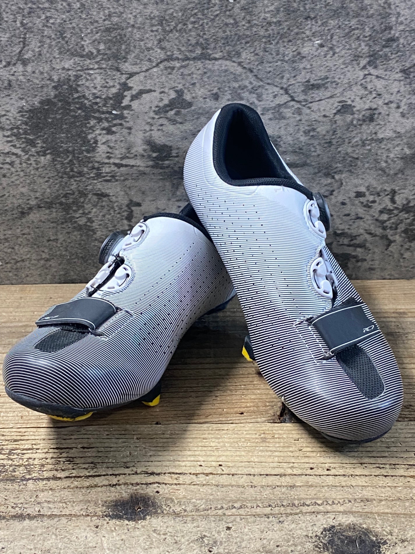 KB421 シマノ SHIMANO RC7 SH-RC700-E W ビンディングシューズ EU40