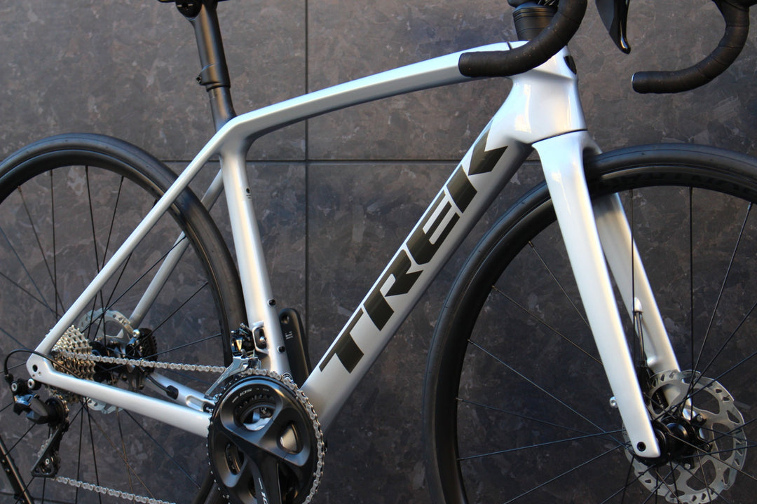 トレック TREK エモンダ EMONDA SL5 DISC 2021年モデル 52サイズ シマノ 105 R7020 11S 油圧DISC カーボン ロードバイク 【福岡店】