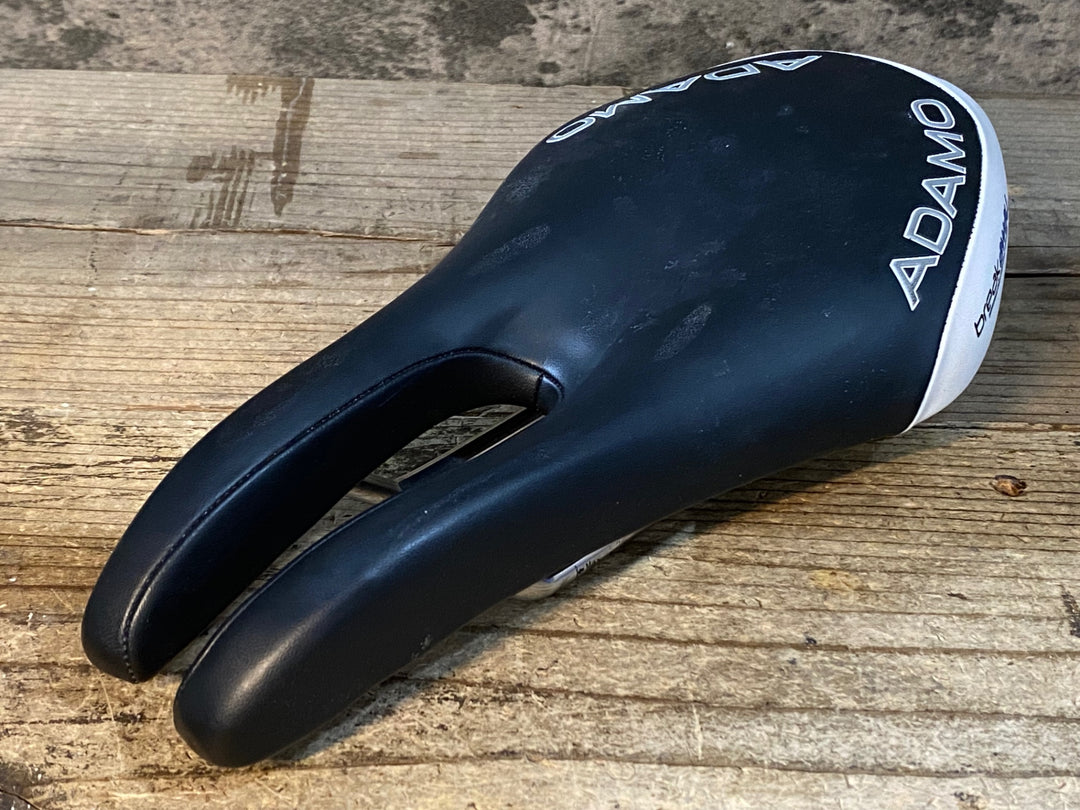 JW724 ism ADAMO サドル 黒 CrN/TI Alloyレール
