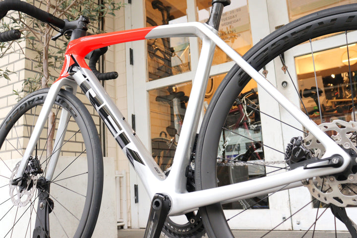 トレック TREK エモンダ ディスク EMONDA SL6 DISC 2023モデル 54サイズ シマノ 105 Di2 R7170 12S カーボン ロードバイク 【横浜店】