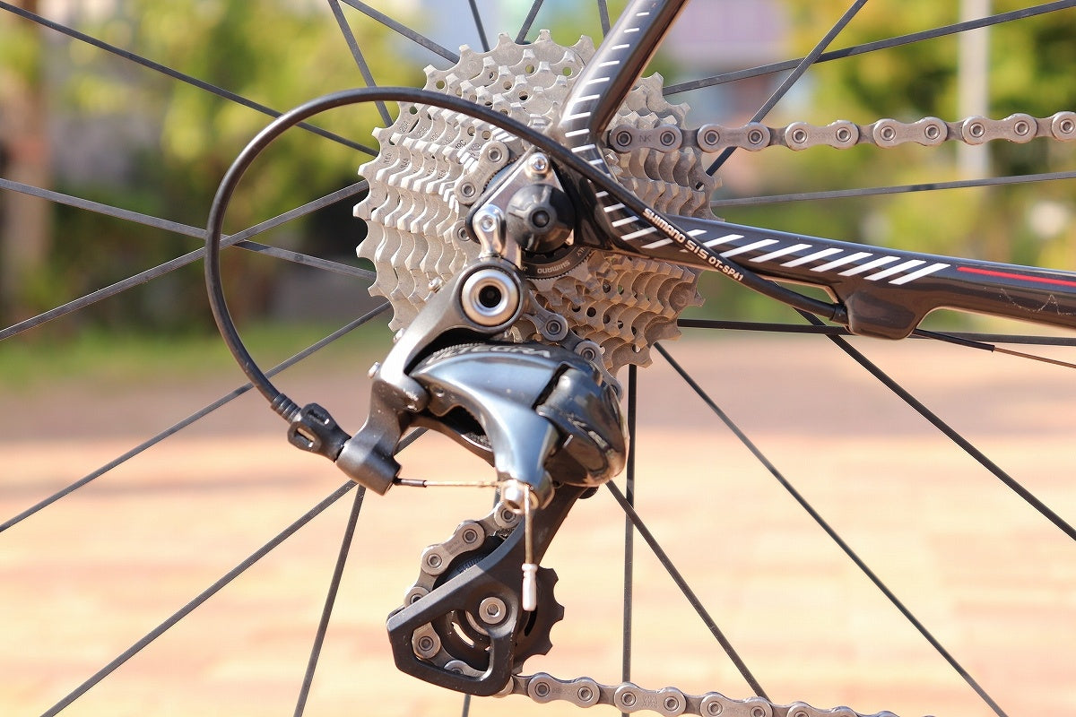 FOCUS IZALCO MAX アルテグラ6800 11S カーボン 完成車