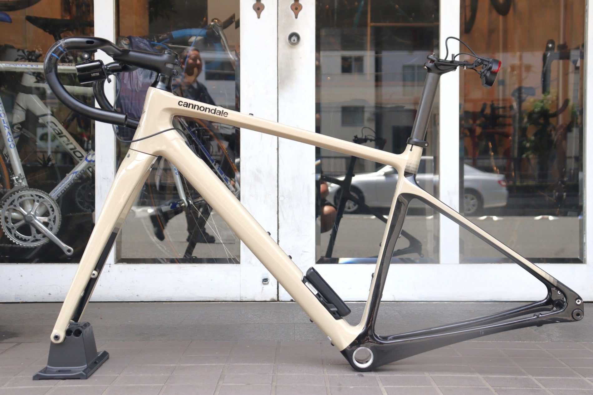 決算SALE キャノンデール CANNONDALE シナプス SYNAPSE CARBON 2 RLE