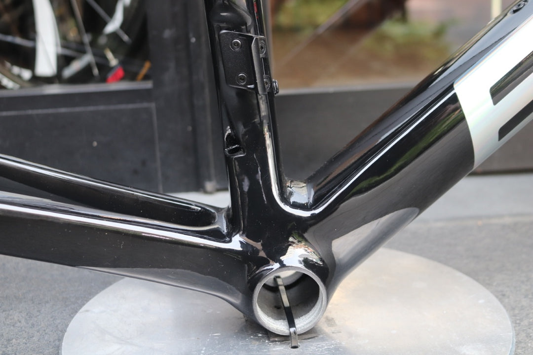 未使用品！ ビーエムシー BMC チームマシーン TEAMMACHINE SLR 2023モデル 510サイズ カーボン ディスクブレーキ ロードバイク フレームセット 【東京南麻布店】