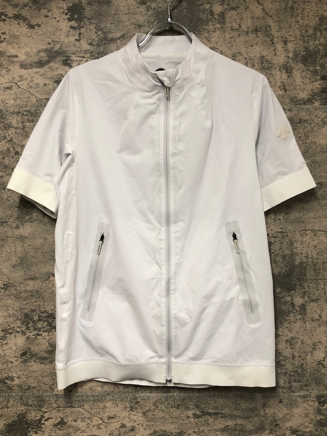 JV851 デサント DESCENTE DIA2600U 半袖 ジャケット 白 M