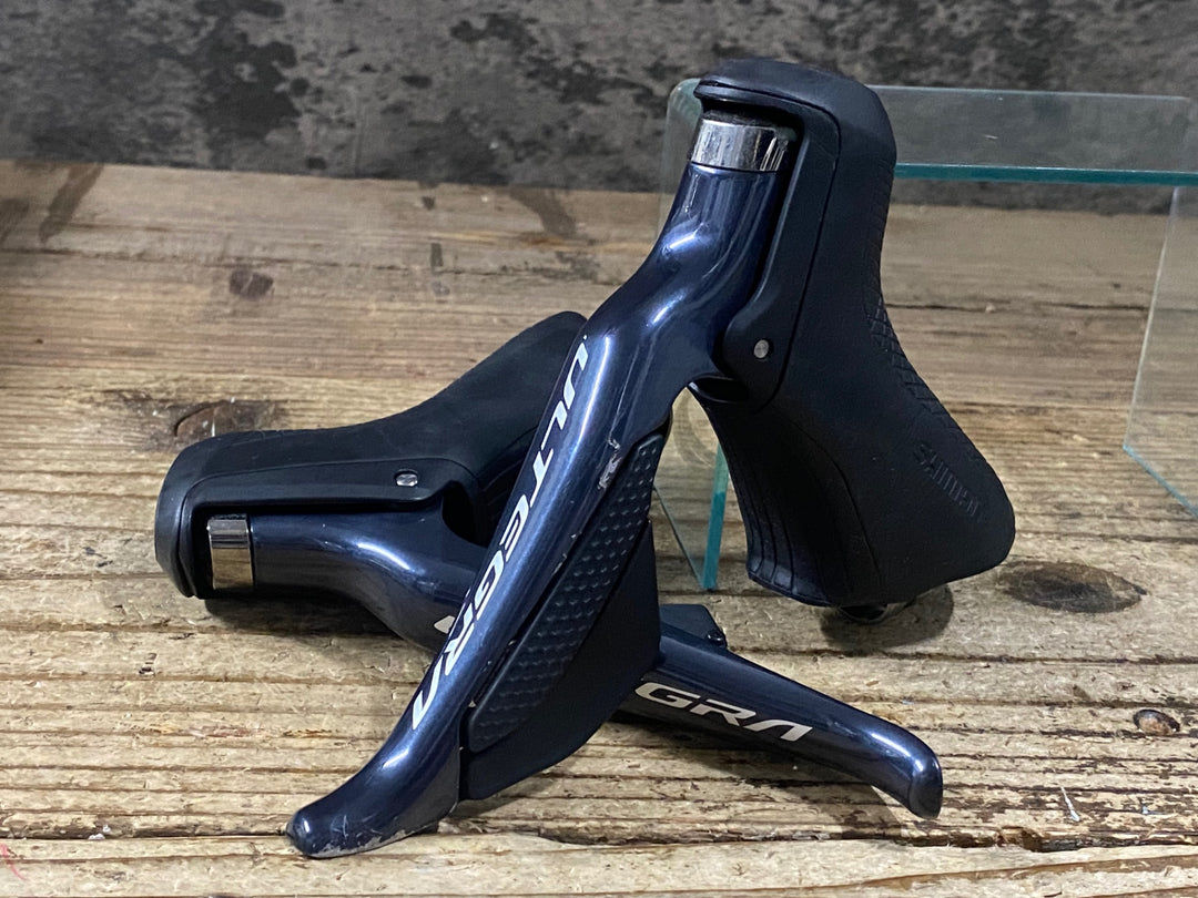 KI261 シマノ SHIMANO アルテグラ ULTEGRA ST-R8050 STIレバー Di2 動作確認済