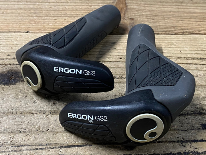 KQ593 エルゴン ERGON GS2 グリップ セット 黒