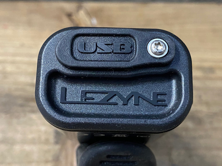 KQ632 レザイン LEZYNE MACRO DRIVE 1300XXL フロントライト 点灯確認済み