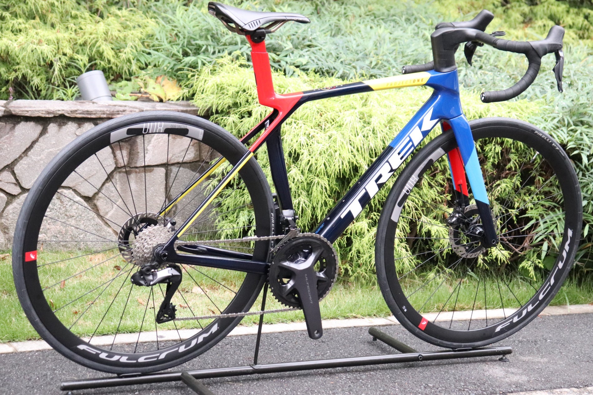 トレック TREK マドン MADONE SLR Gen8 P1 2025 Mサイズ シマノ