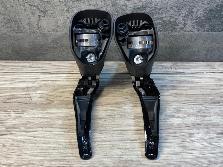 JK060 シマノ SHIMANO 105 ST-R7025 STIレバー 2x11S 油圧