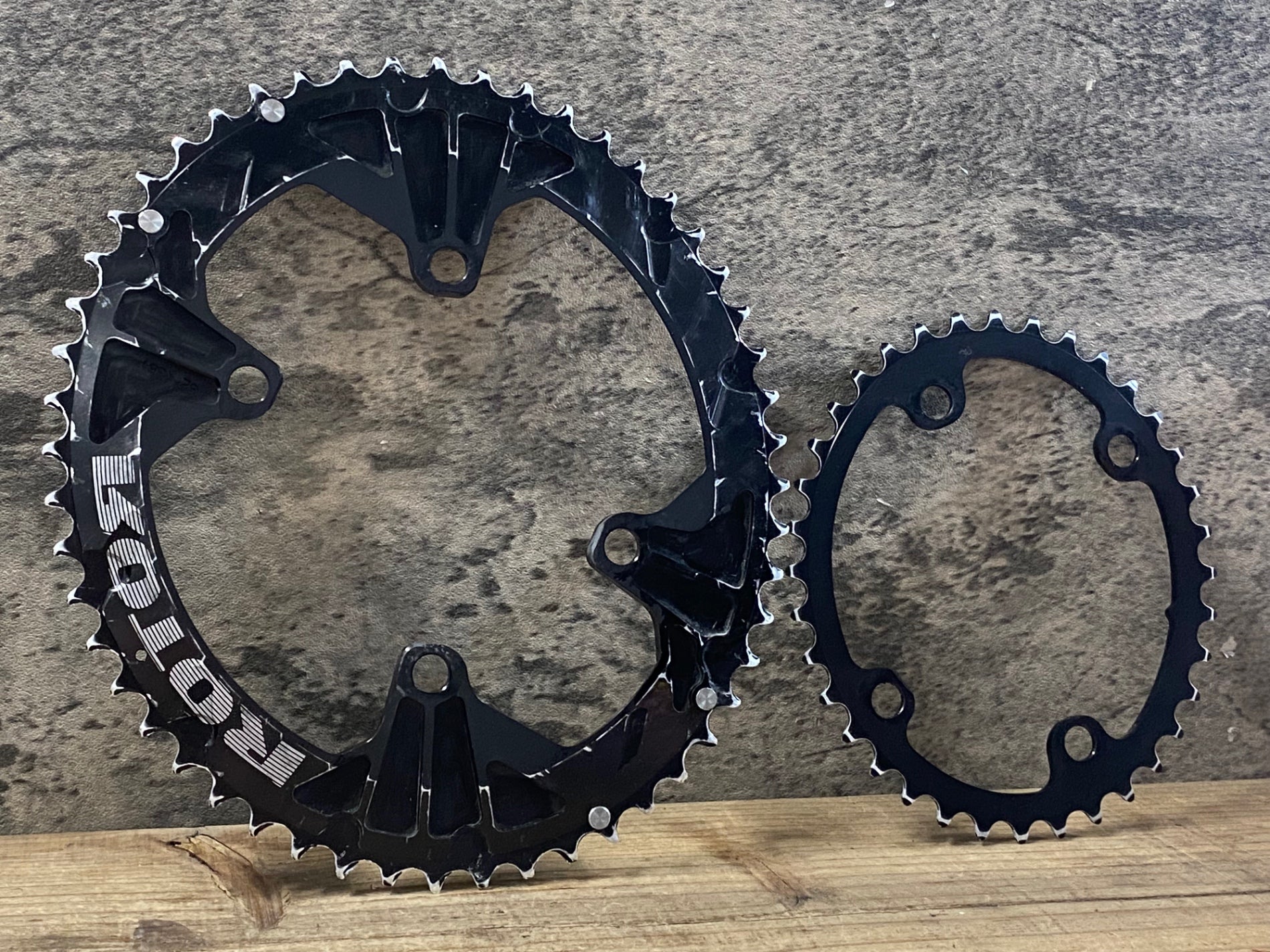 JY774 ローター ROTOR QRINGS チェーンリング 52/36T 110BCD 4arm