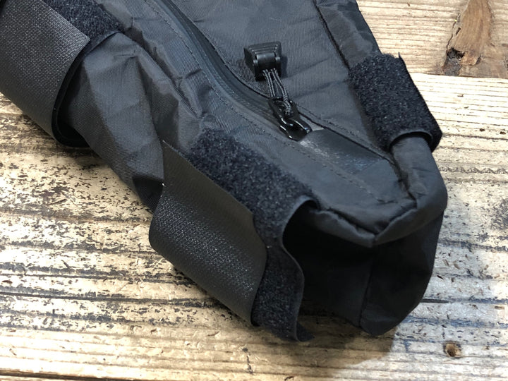 JY793 フェアウェザー FAIRWEATHER corner bag コーナーバッグ 黒
