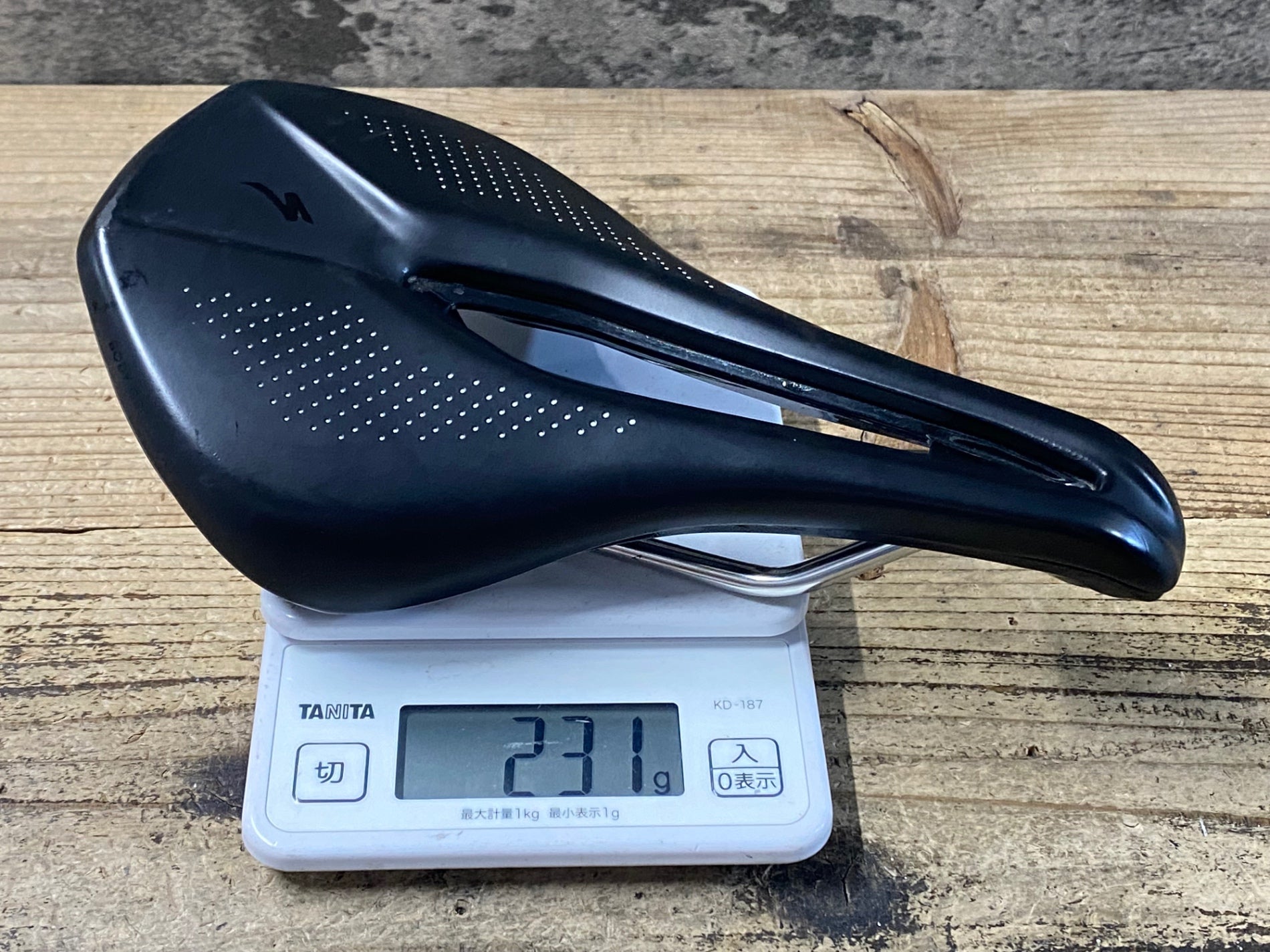 JP740 スペシャライズド SPECIALIZED POWER COMP サドル 黒 143mm