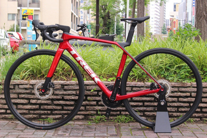 トレック TREK マドン MADONE SL5 GEN8 2026 Mサイズ シマノ 105 R7120 12S カーボン ロードバイク 【名古屋店】