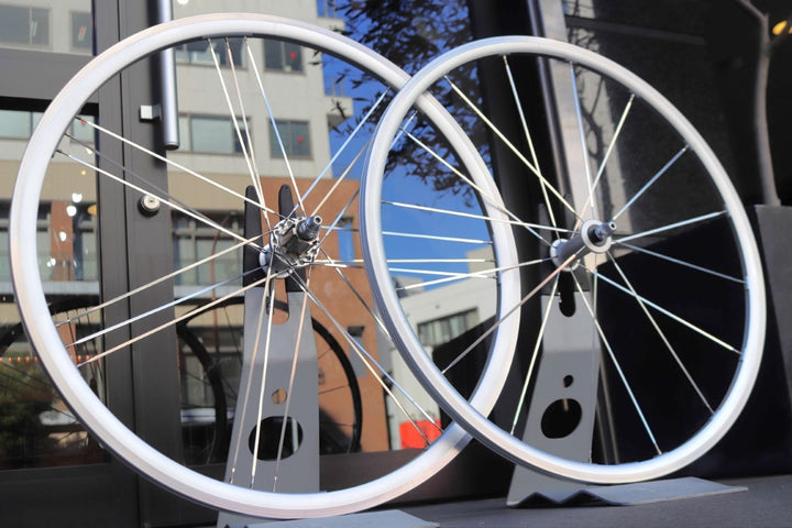 カンパニョーロ CAMPAGNOLO ゾンダ ZONDA シルバー アルミ クリンチャー ホイールセット カンパ12/11S ナローリム 15C 【東京南麻布店】