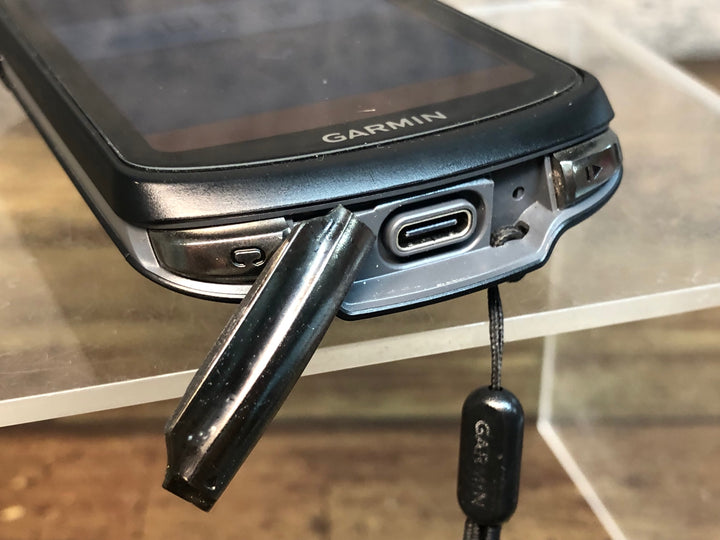 JF918 ガーミン GARMIN エッジ EDGE 1040 SOLAR GPS サイクルコンピューター 本体 ※バッテリー劣化 ジャンク