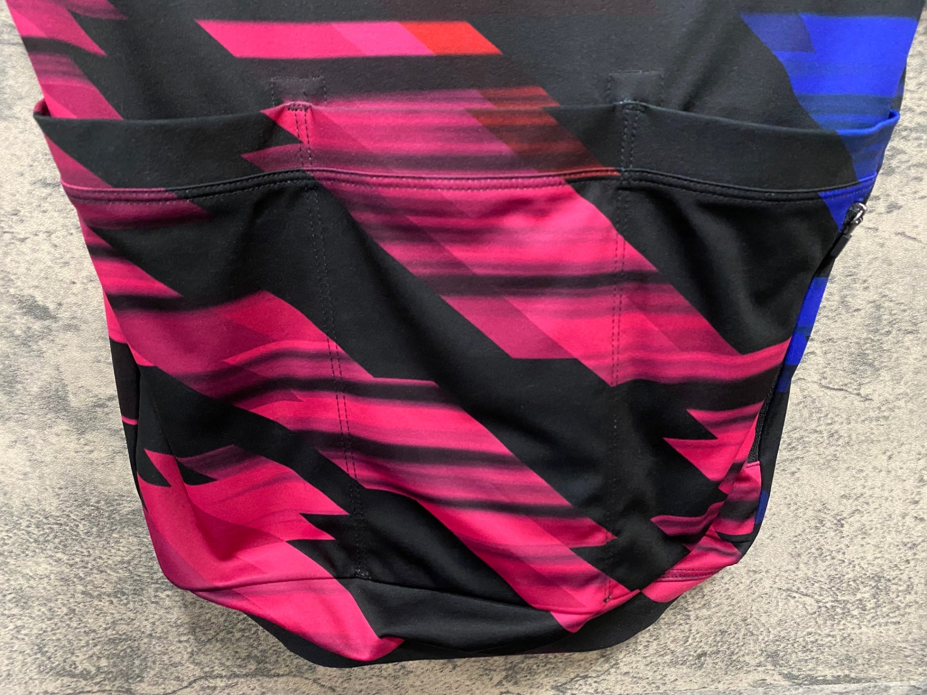 美品◎ラファ サイクルウェア ボルドー 赤葡萄酒色 ブラック 黒 上L 下M KB949 ラファ Rapha CANYON SRAM CORE JERSEY 半袖 サイクルジャージ