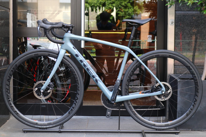 トレック TREK ドマーネ DOMANE SL8 DISC Gen2 2018モデル 52サイズ シマノ アルテグラ R8070 MIX Di2 11S カーボン ロードバイク 【東京南麻布店】