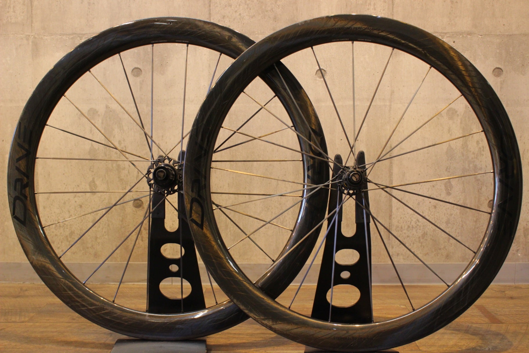 エリート ELITEWHEELS ドライブ DRIVE50 カーボン チューブレスレディ