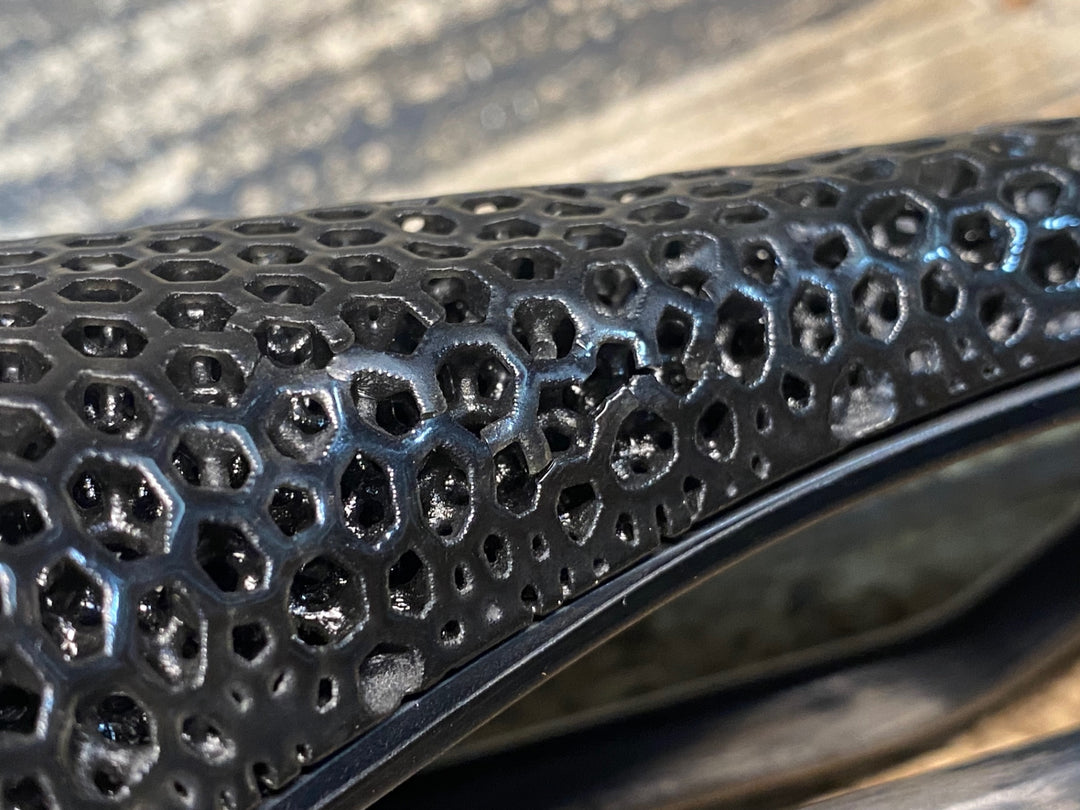 JG175 フィジーク Fizik Antares Versus Adaptive R1 3D サドル カーボンレール 149mm