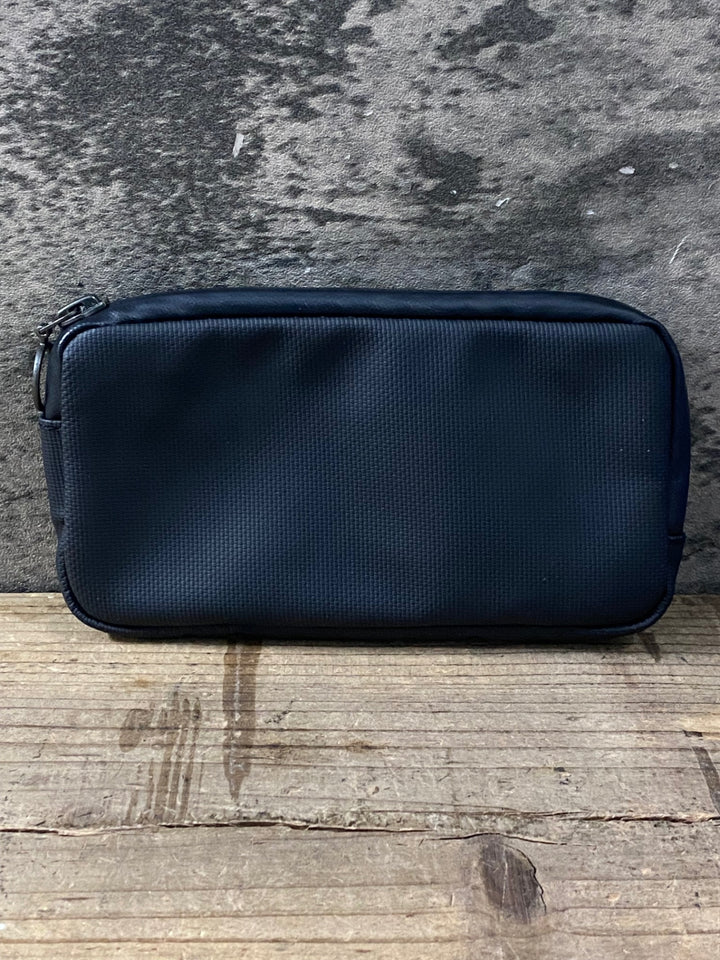 KM752 ラファ Rapha RAINPROOF ESSENTIAL CASE LARGE エッセンシャルケース 黒