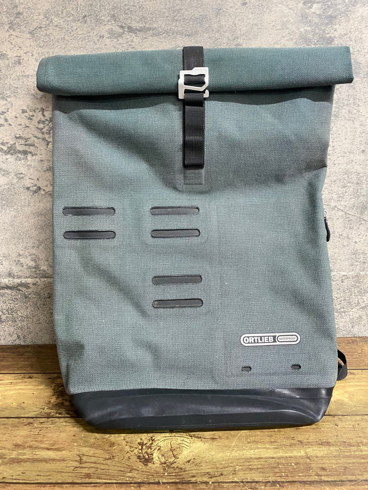 KA697 オルトリーブ ORTLIEB リュック バックパック 防水 モスグリーン