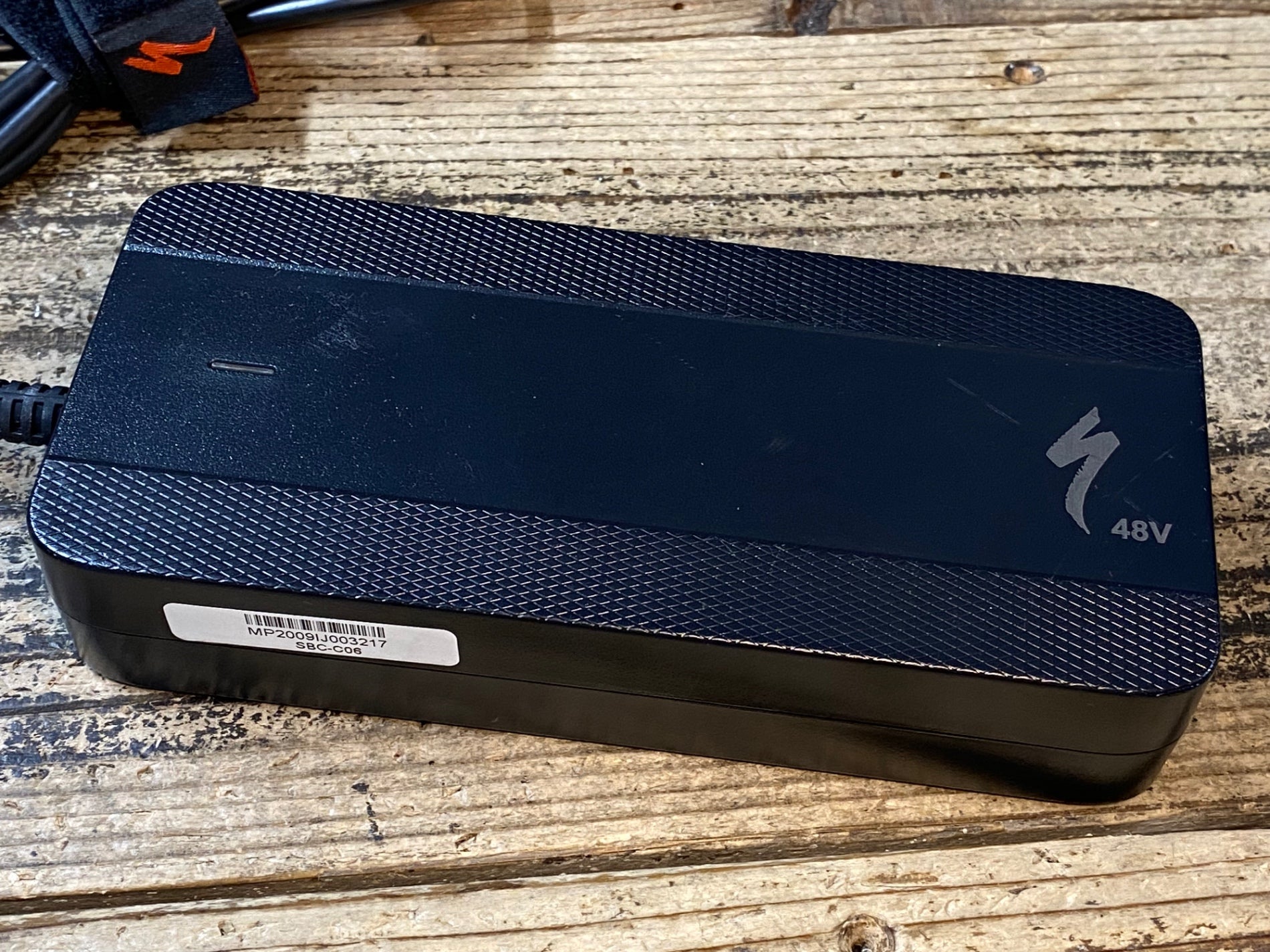 JP914 スペシャライズド SPECIALIZED SL BATTERY CHARGER バッテリー