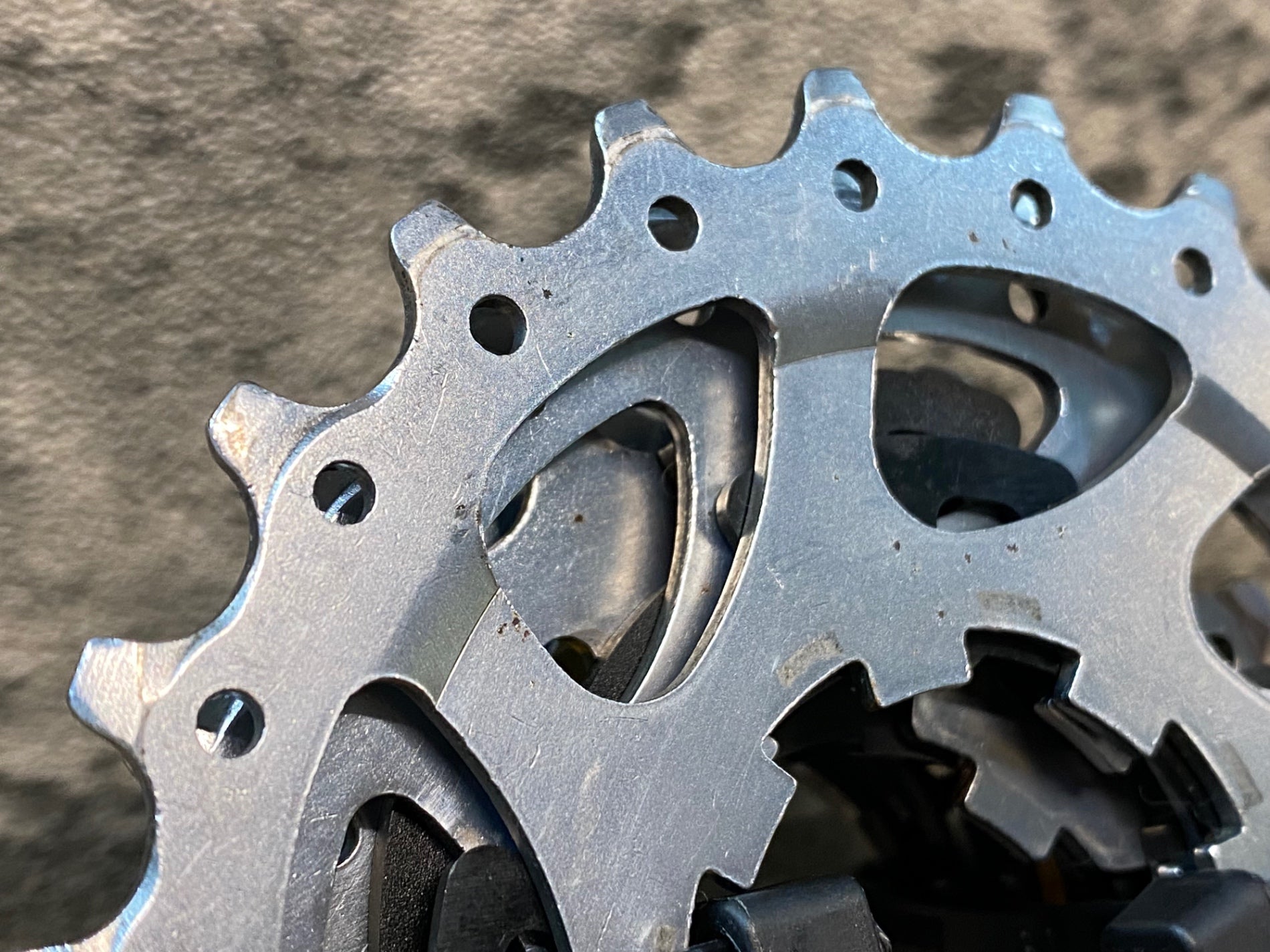JJ555 カンパニョーロ CAMPAGNOLO モデル不明 スプロケット 12-23T 10S