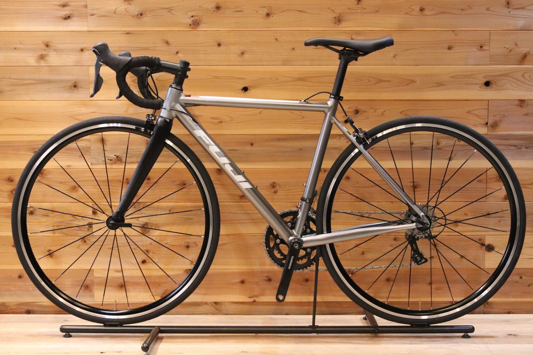 おまけパーツ付！ フジ FUJI ナオミ NAOMI RIM 2023モデル 49サイズ シマノ ソラ R3000 MIX 9S アルミ ロードバイク 【広島店】