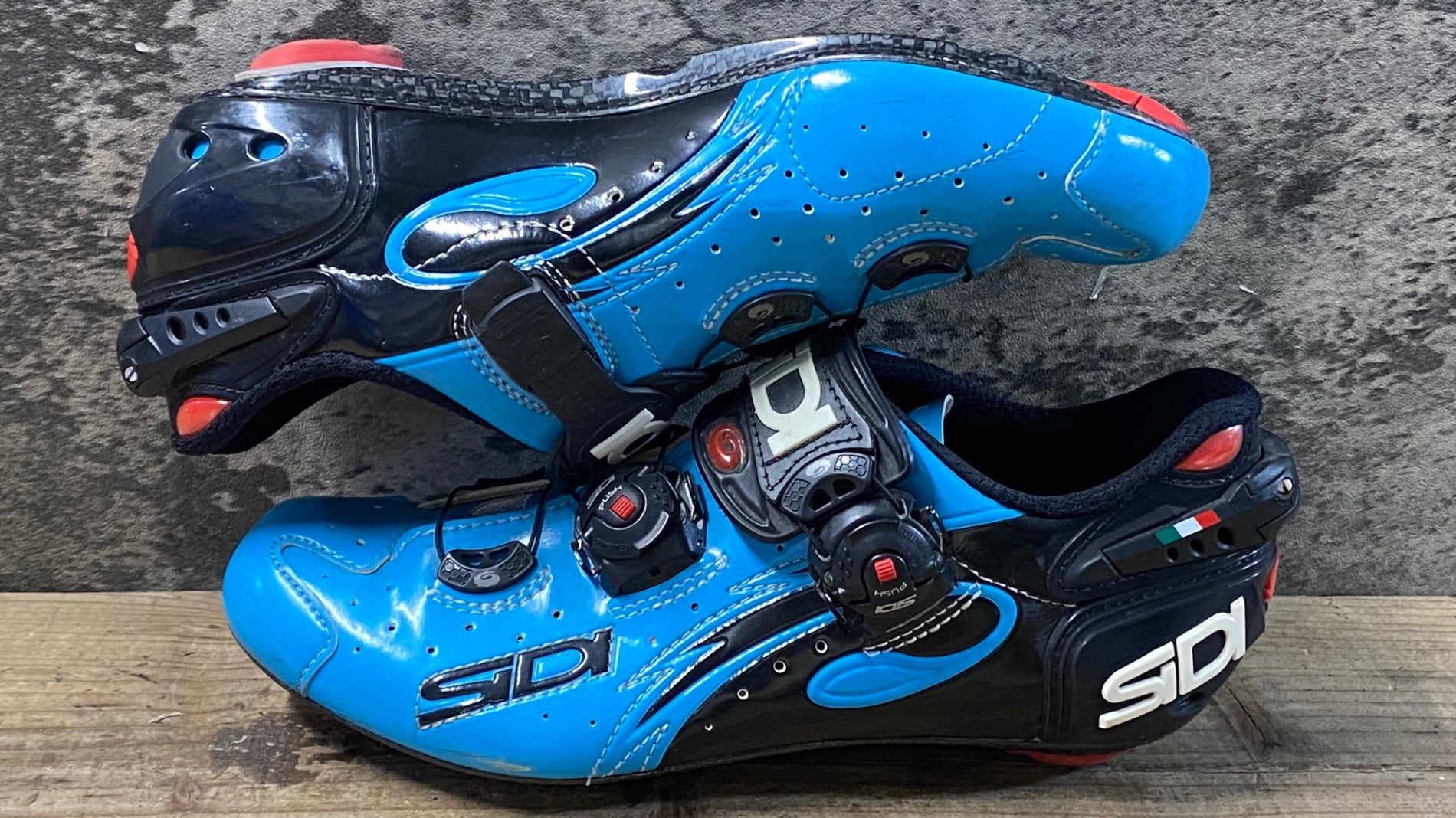 KC546 シディ SIDI WIRE VENT CARBON ビンディングシューズ 3穴 水色