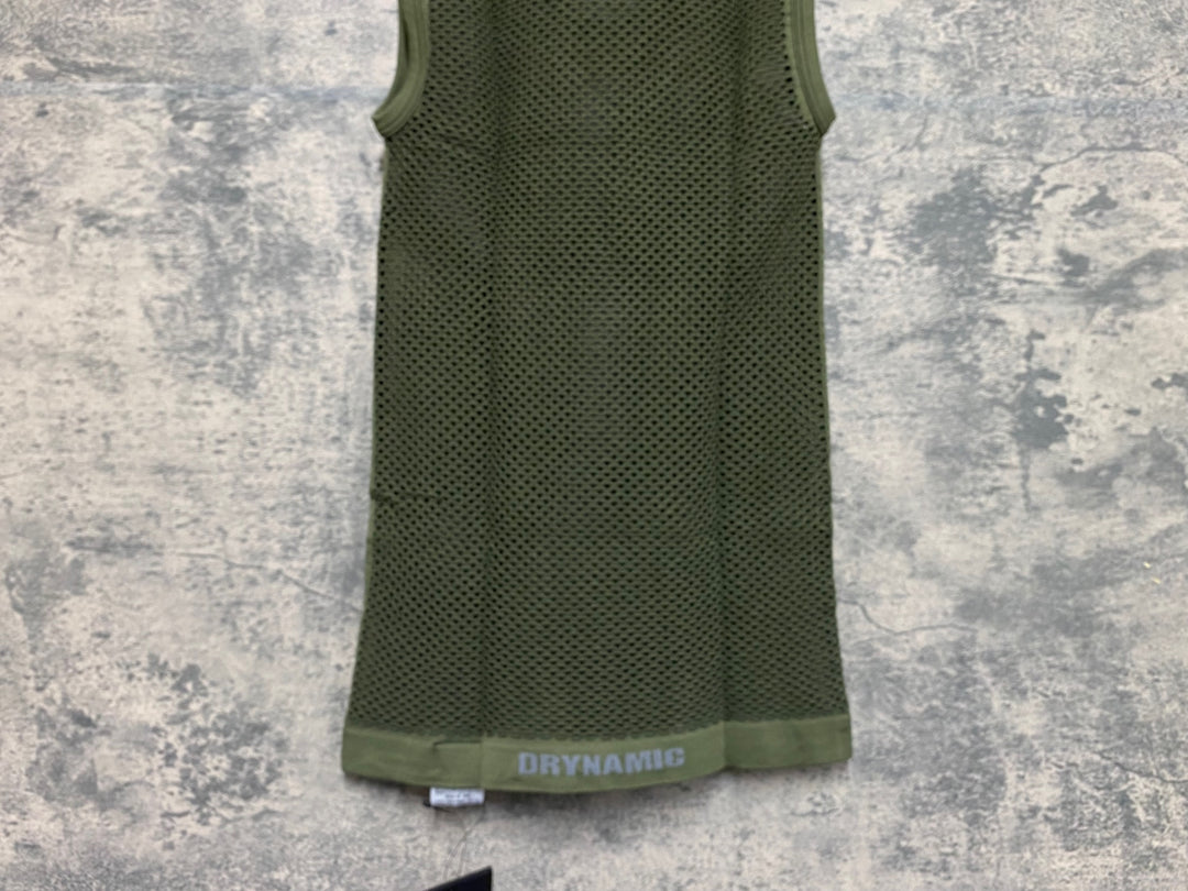 KF213 ミレ MILLET ノースリーブ メッシュ ベースレイヤー オリーブ S-M