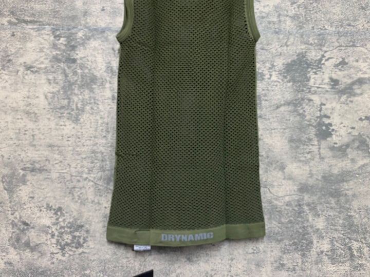 KF213 ミレ MILLET ノースリーブ メッシュ ベースレイヤー オリーブ S-M