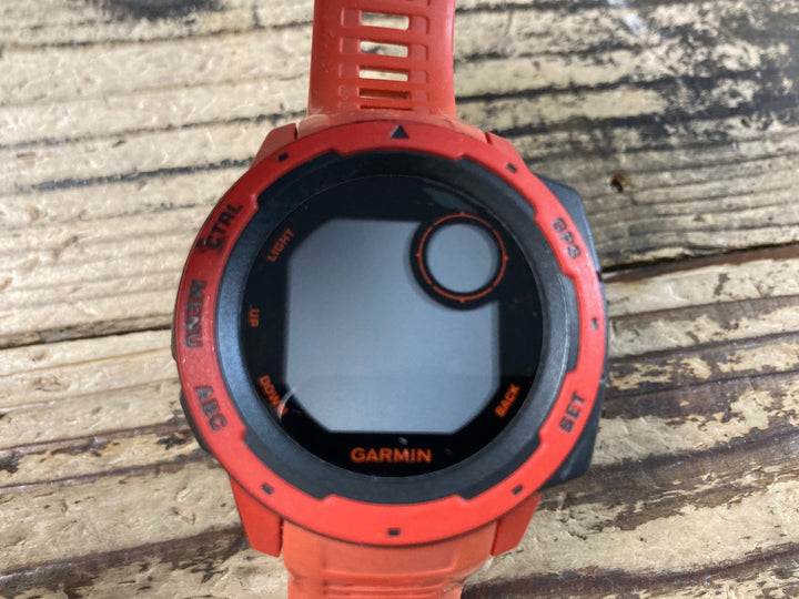 KC853 ガーミン GARMIN INSTINCT アウトドアウォッチ 赤 動作確認済
