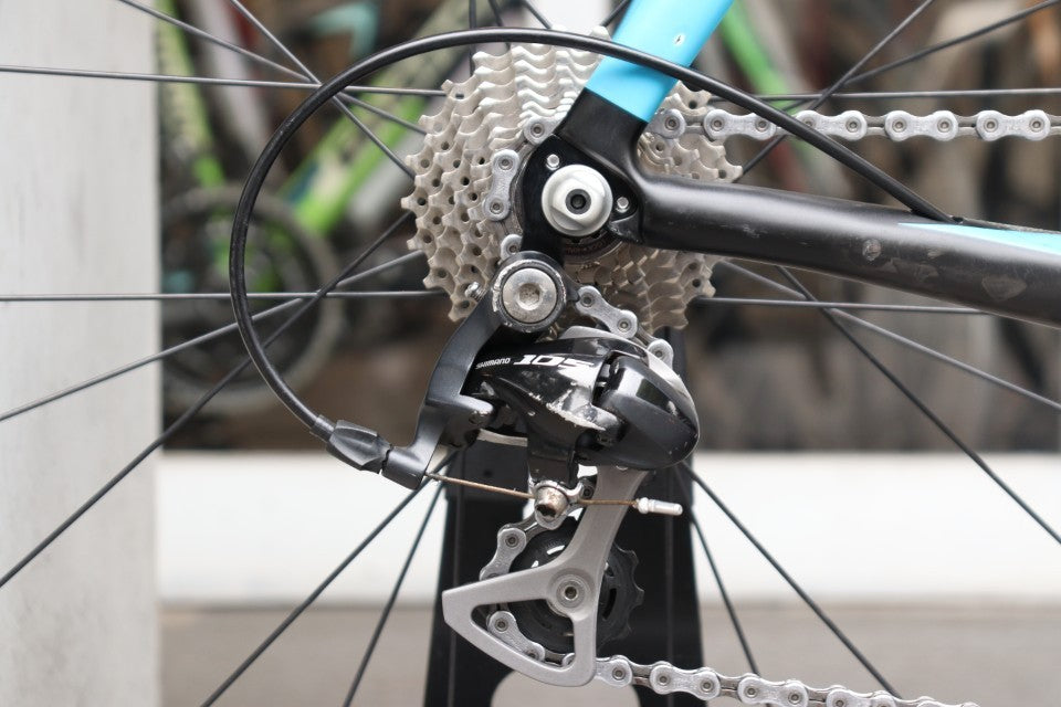 ピナレロ PINARELLO FP QUATTRO 2012モデル 515サイズ シマノ 105 5700 10S カーボン ロードバイク 【横浜店】