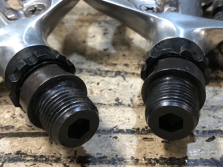JX056 シマノ SHIMANO PD-A520 ビンディングペダル SPD シルバー