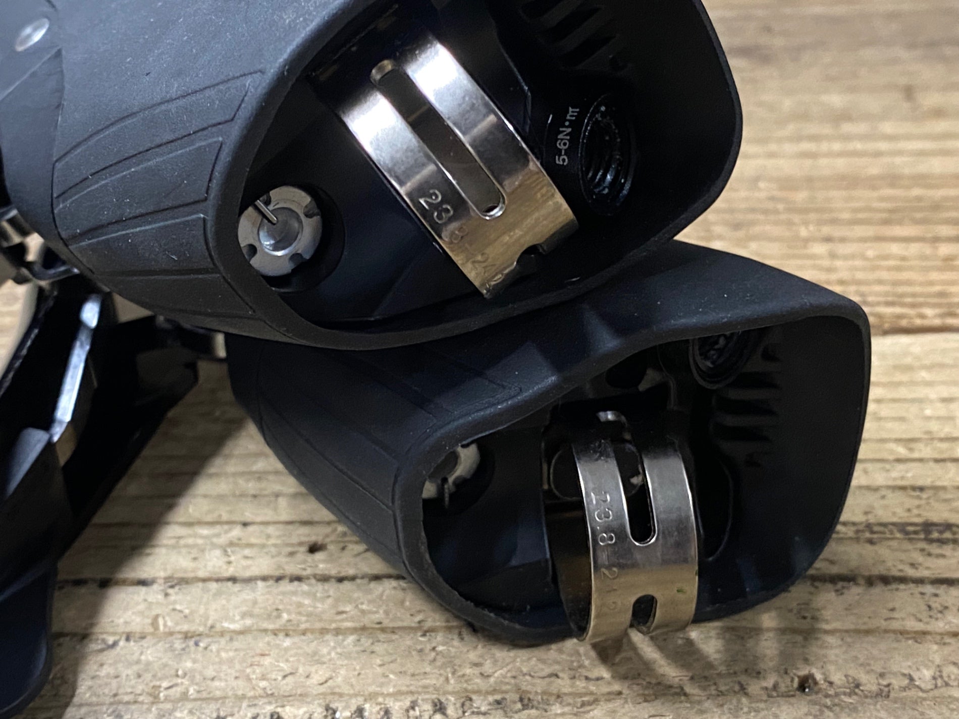 KI629 シマノ SHIMANO 105 ST-R7120 STIレバー 2x12S 油圧 – BICI