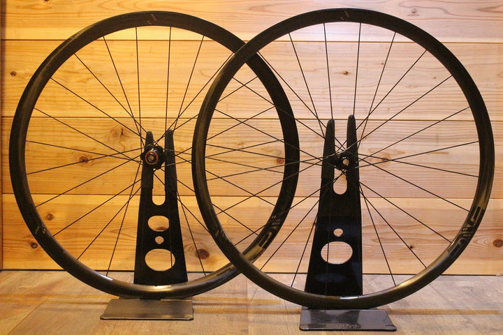 エンヴィ ENVE SES2.3 NEW STRAIGHT SPOKE カーボン チューブレスレディ ホイールセット XDRフリー 【名古屋店】