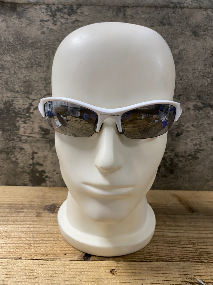 KN396 オークリー OAKLEY FLAK サングラス アイウェア 白
