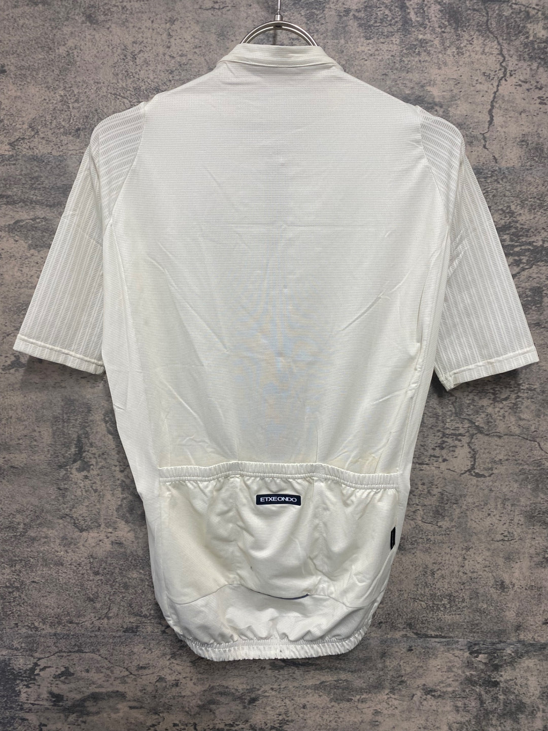 JP843 ETXEONDO 半袖 サイクルジャージ 白 M