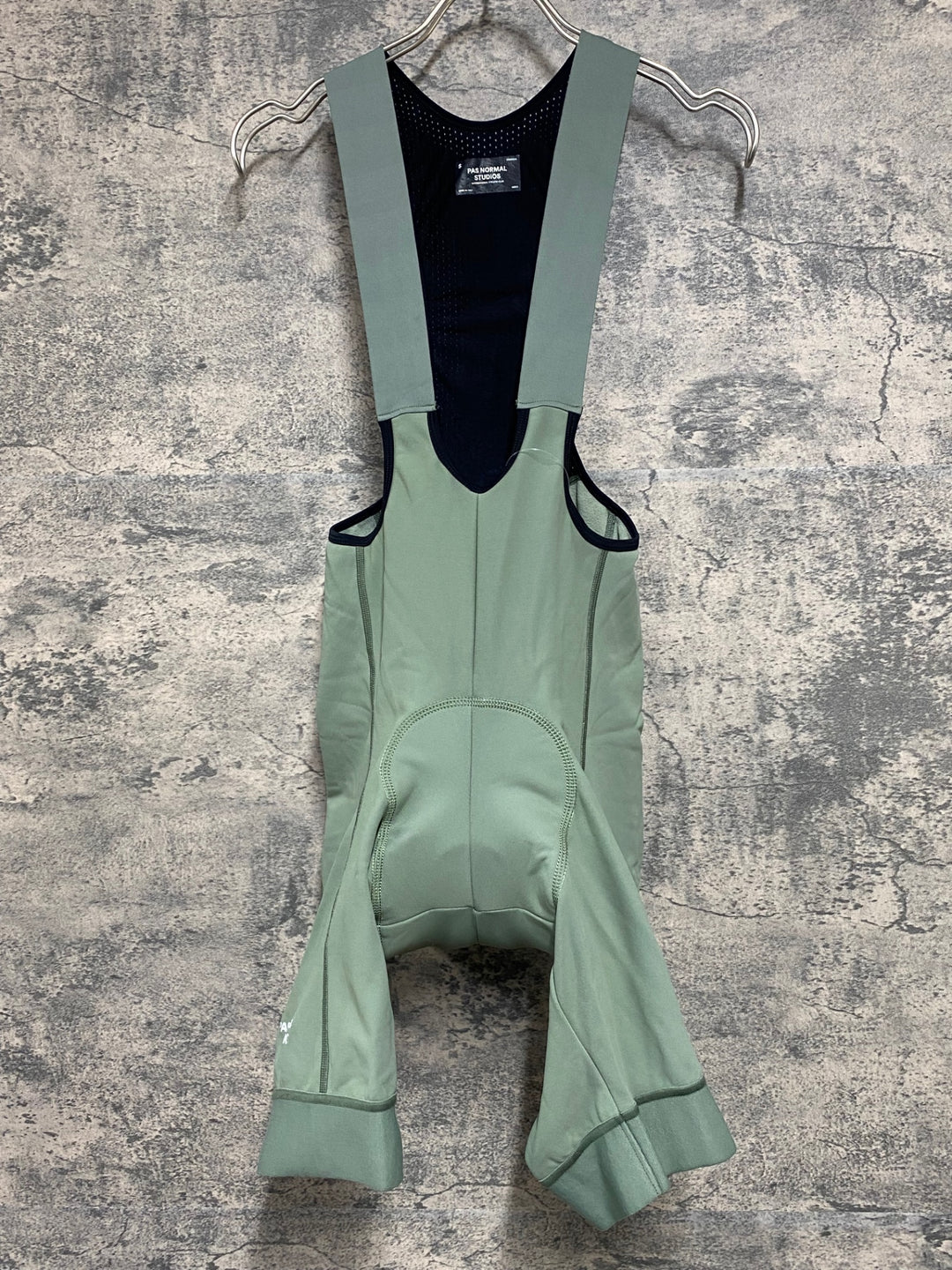 JY495 パスノーマルスタジオ PAS NORMAL STUDIOS Essential Thermal Bibs ビブショーツ オリーブ S 裏起毛 ※パットアタリ