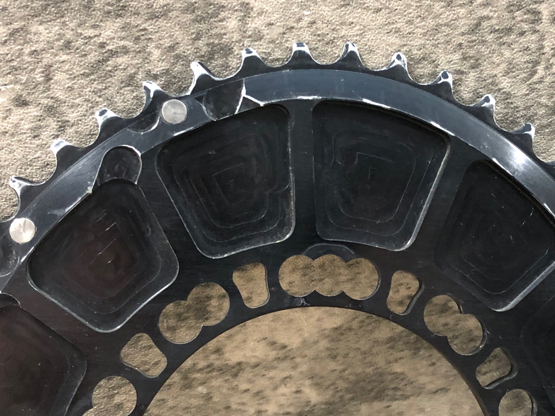 JX529 ローター ROTOR Q-RINGS チェーンリング 52T 楕円 110PCD – BICI
