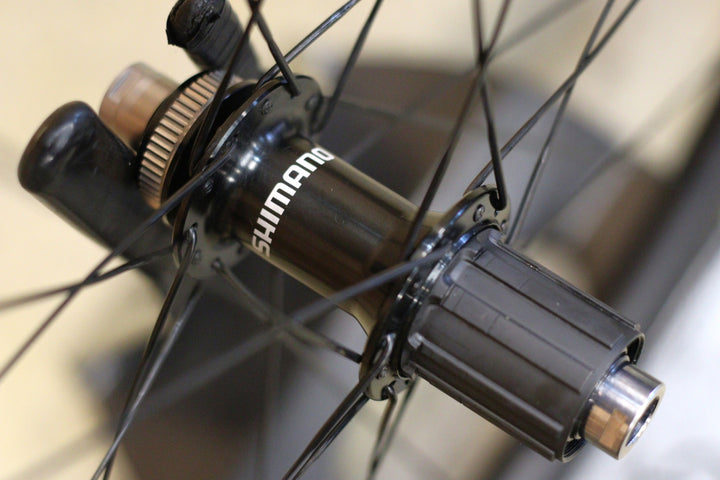 シマノ SHIMANO 105 WH-RS710-C32-TL カーボン チューブレスレディ ホイールセット シマノ 11S/12S 【立川店】