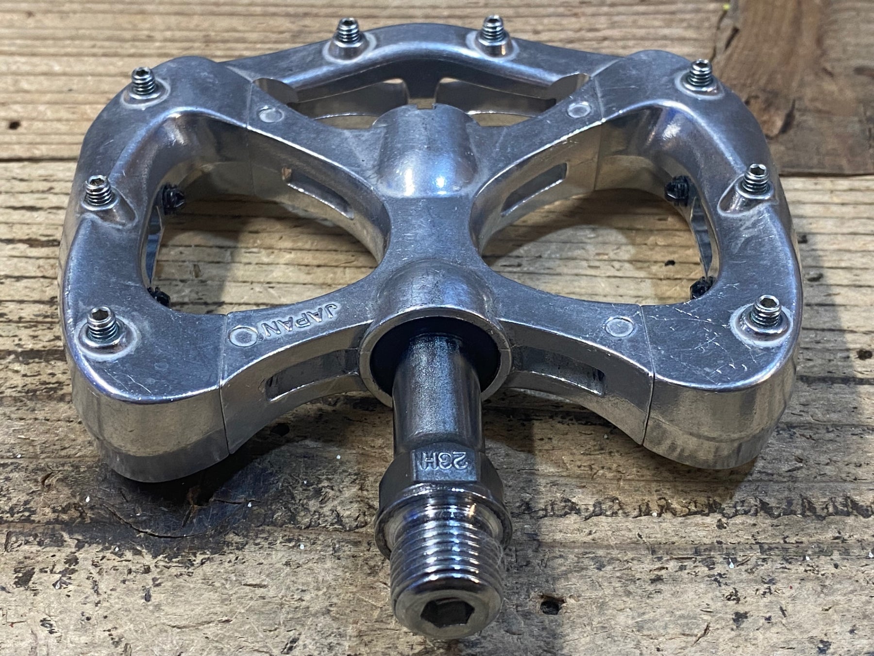 A*n様 [値下げ中] CHROMAG SCARABフラットペダル シルバー JU469 三ヶ島 MKS Pretzel フラットペダル シルバー – BICI AMORE